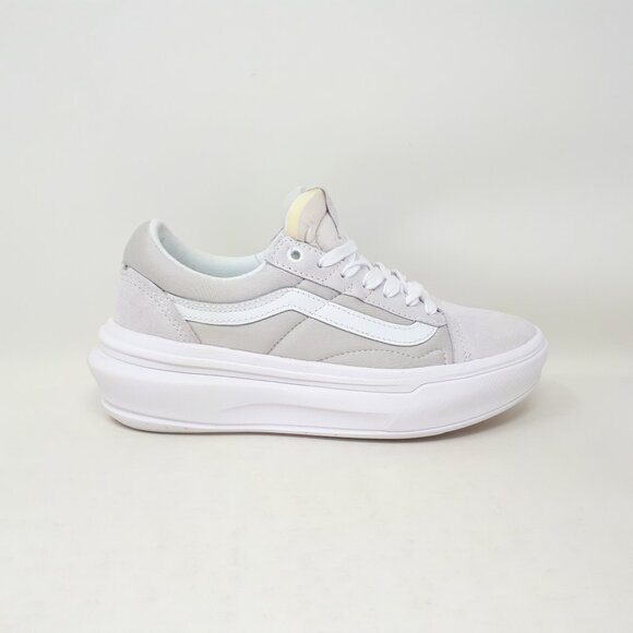 Vans Old Skool Overt CC Stacked Platform Shoe Sneaker Light Grey White Womens US - Picture 1 of 12